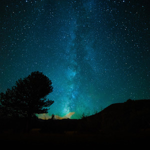 在线亚洲中文精品第1页
